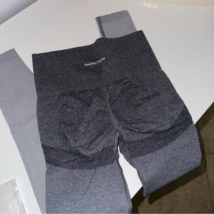 Grey Ombré Scrunch Leggings